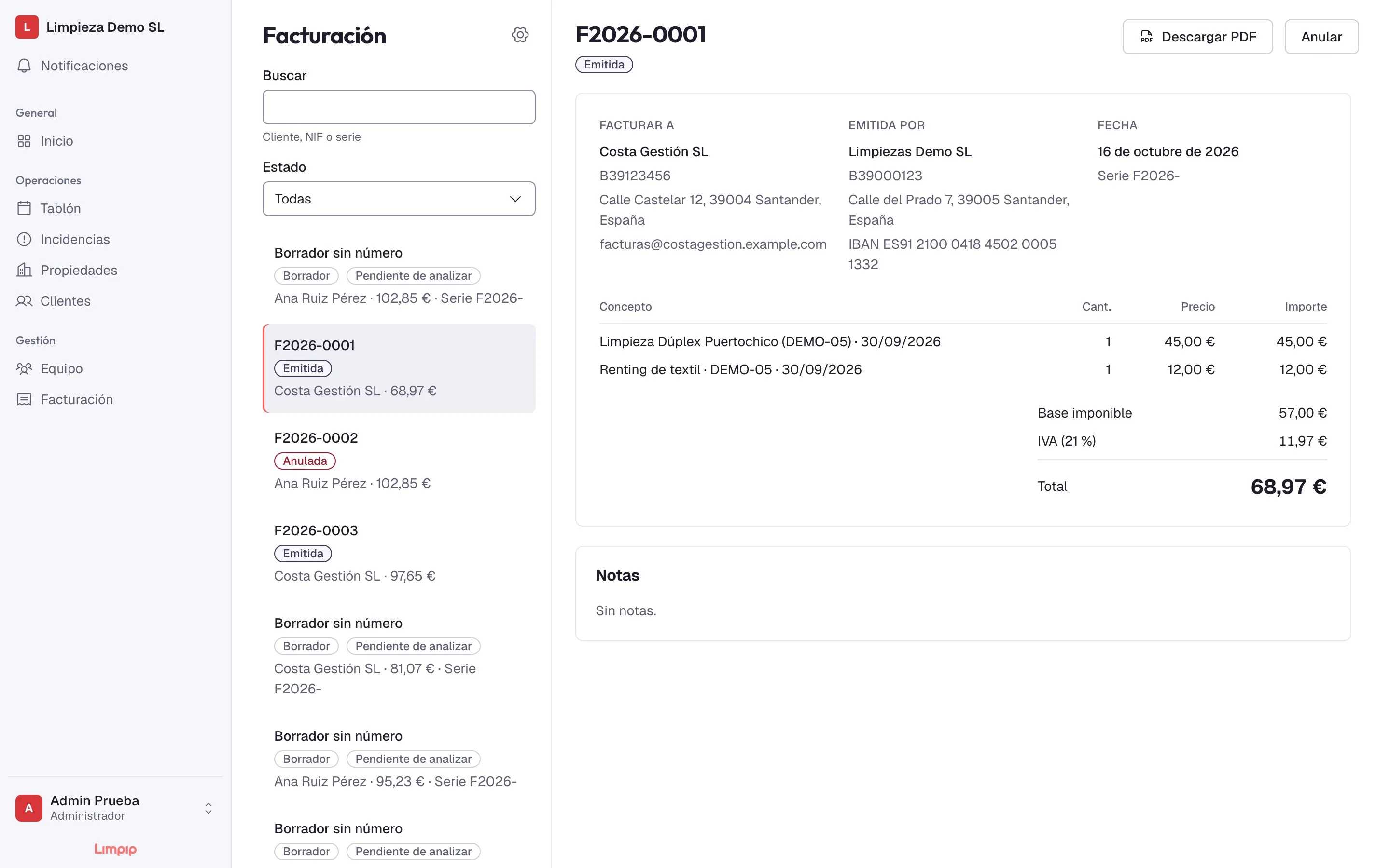 Factura emitida con su número de serie, líneas, IVA y total, y botón para descargar el PDF